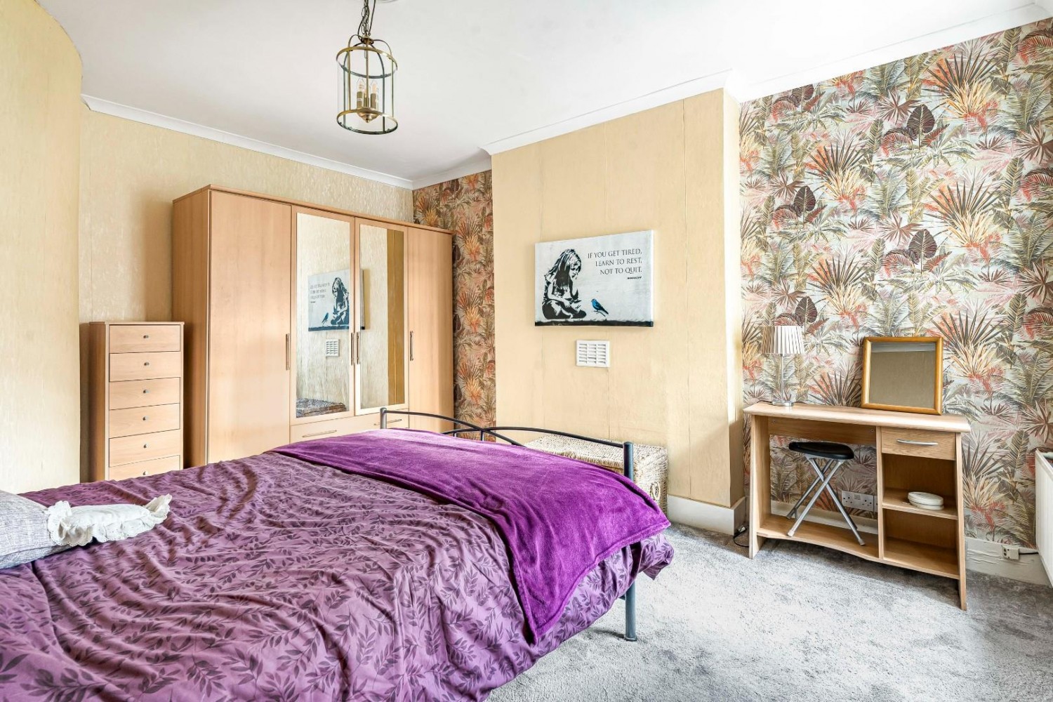 Lomond Grove, London, SE5