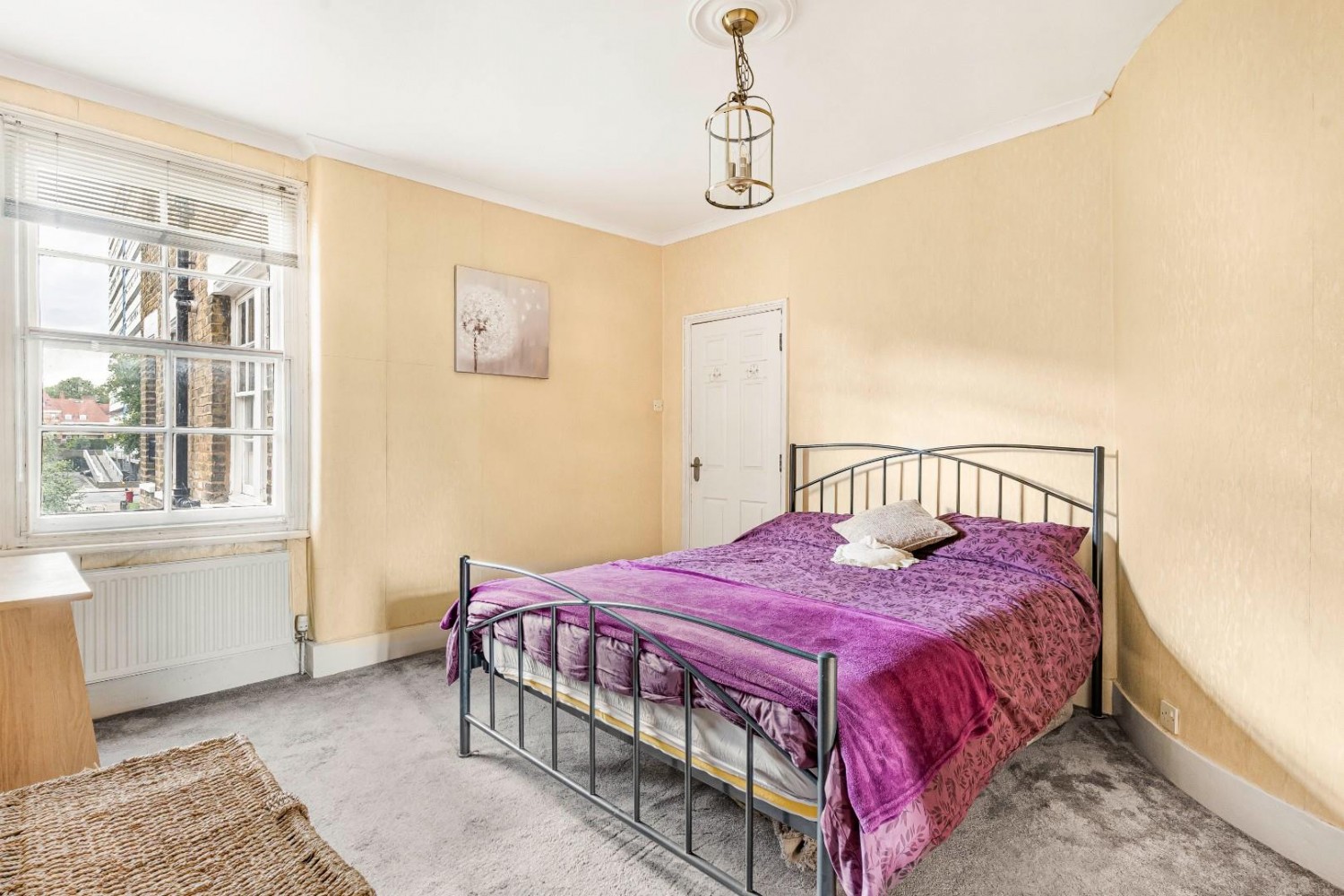 Lomond Grove, London, SE5