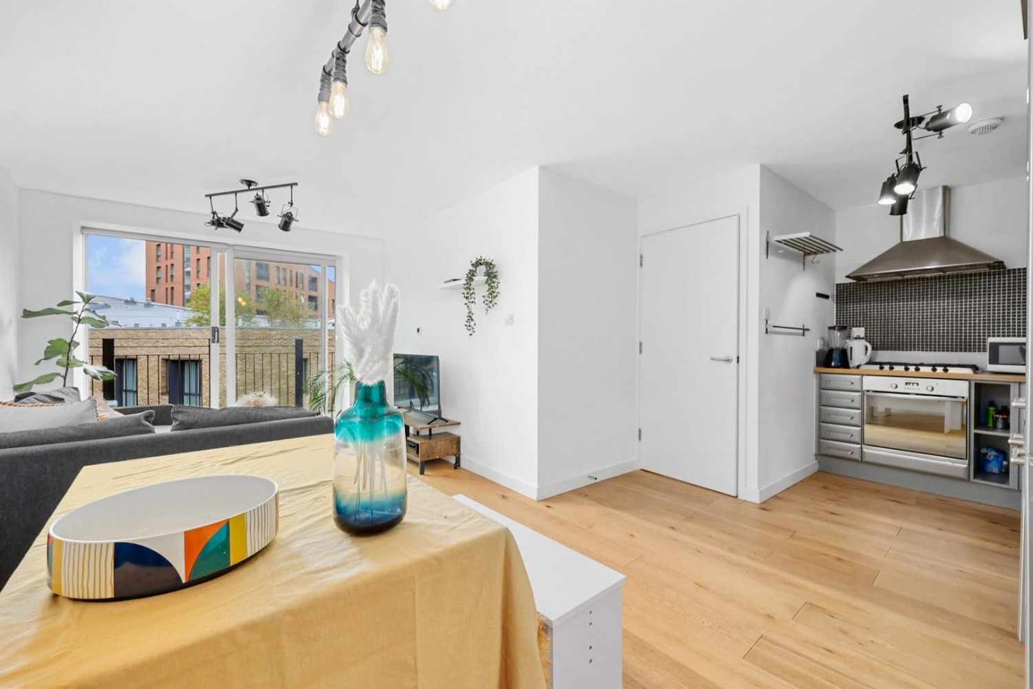 Hackney Road, Shoreditch, E2