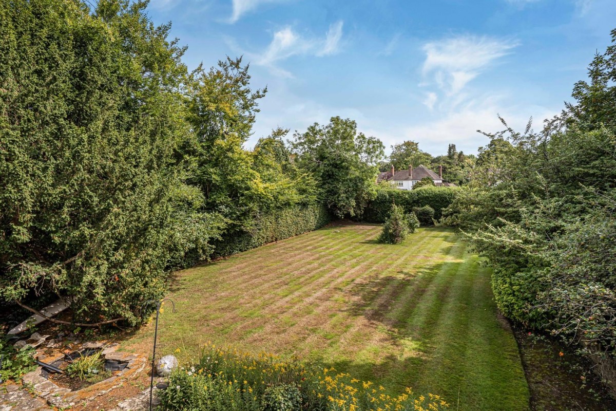 Verulam Avenue, Purley