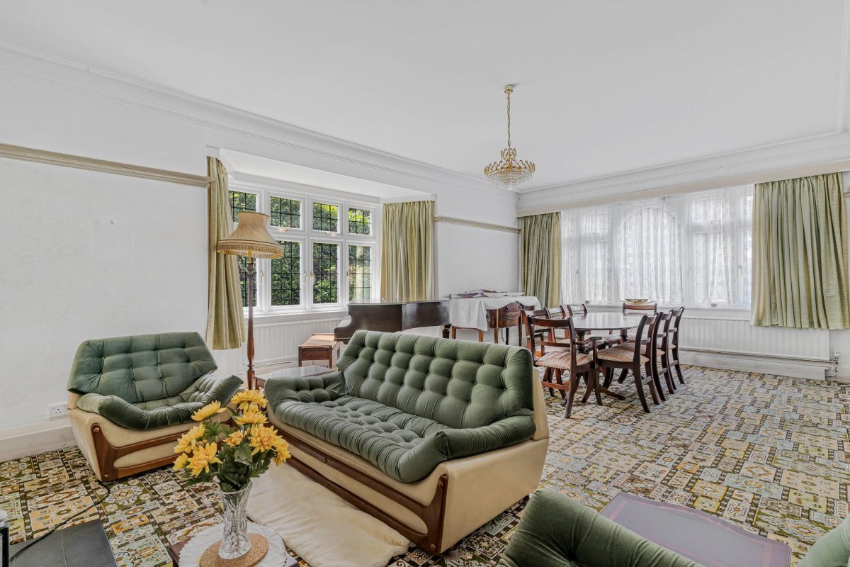 Verulam Avenue, Purley