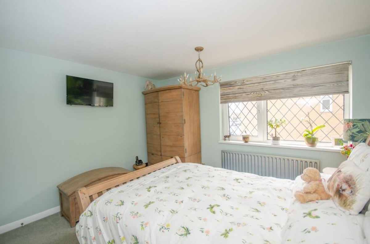 Firework Close, Kingswood, Bristol,BS15 4LU