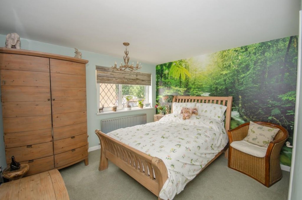 Firework Close, Kingswood, Bristol,BS15 4LU