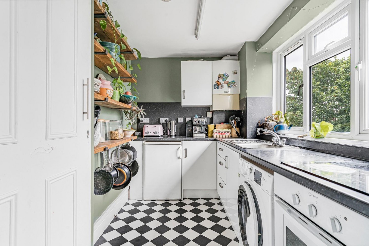 Elsinore Road, London