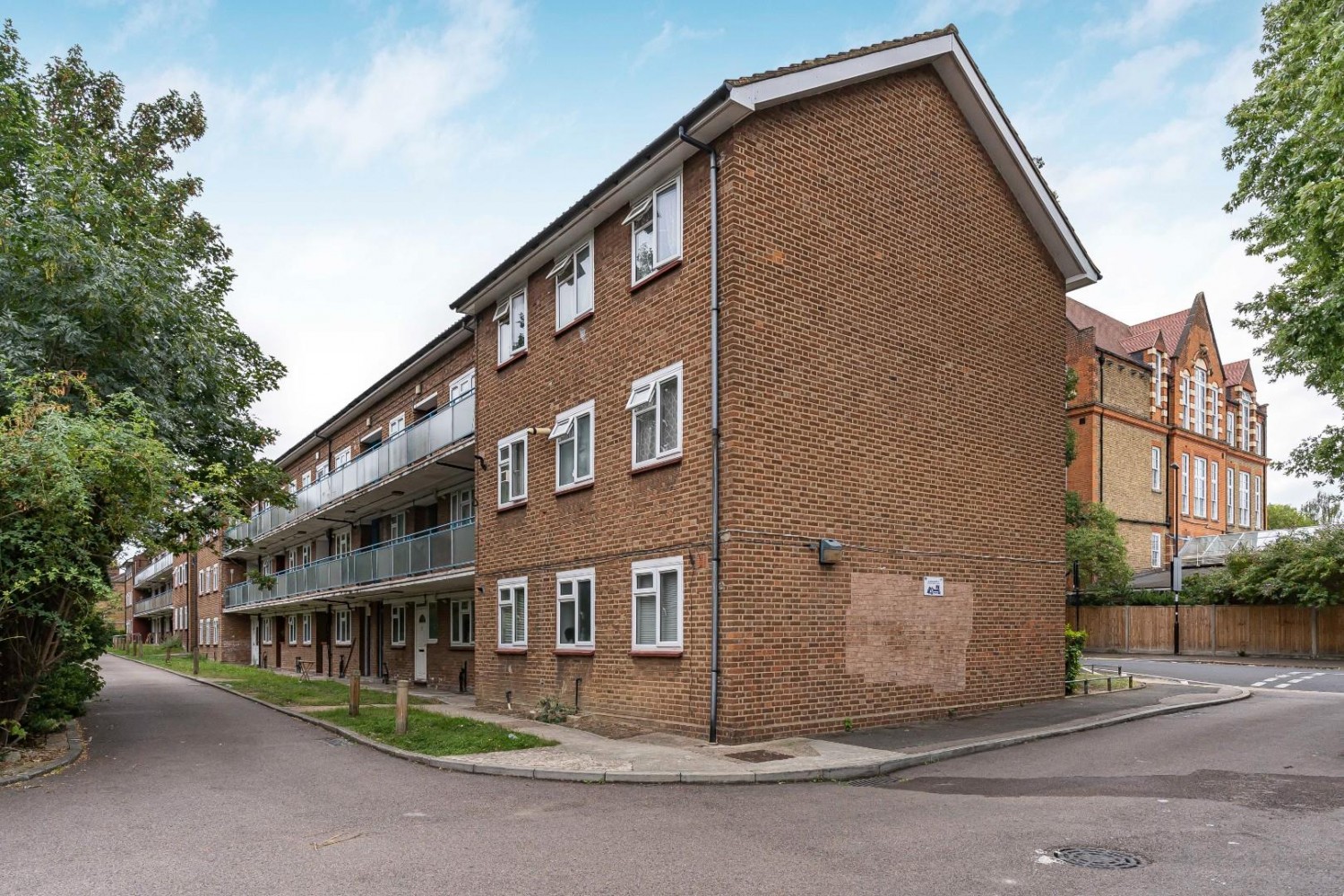 Elsinore Road, London