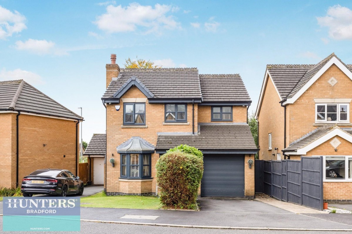 Parkmere Close Bradford, West Yorkshire, BD4 6EU