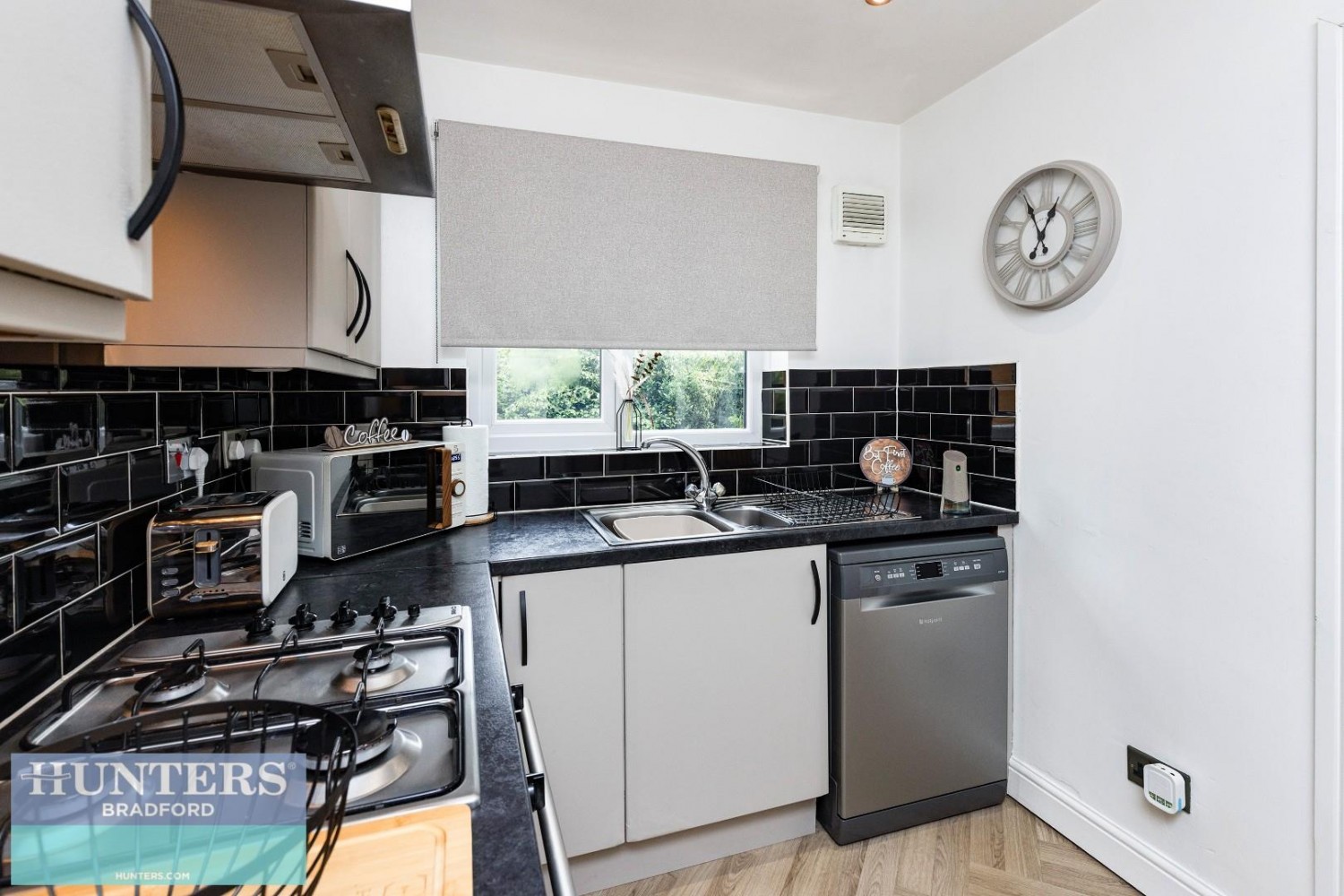 Parkmere Close Bradford, West Yorkshire, BD4 6EU