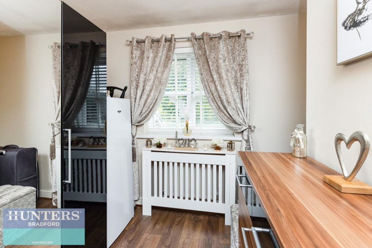 Parkmere Close Bradford, West Yorkshire, BD4 6EU