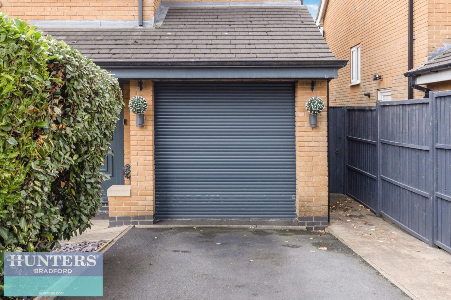 Parkmere Close Bradford, West Yorkshire, BD4 6EU