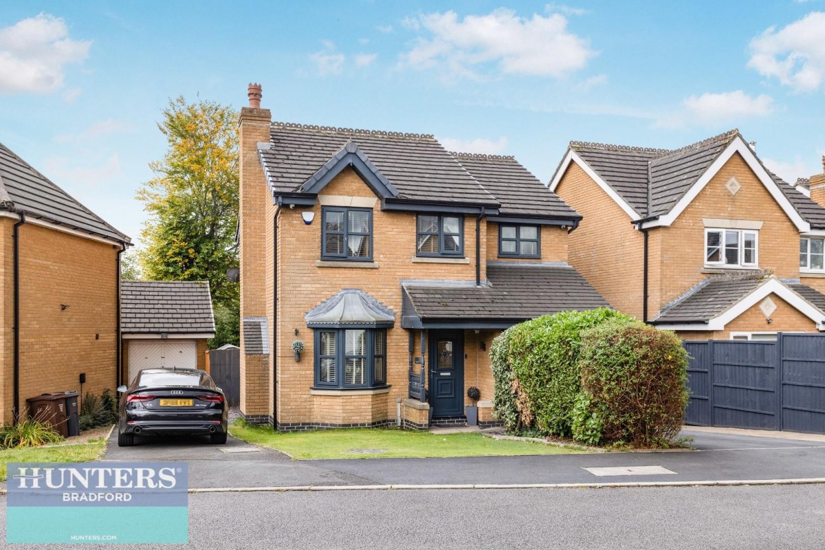 Parkmere Close Bradford, West Yorkshire, BD4 6EU