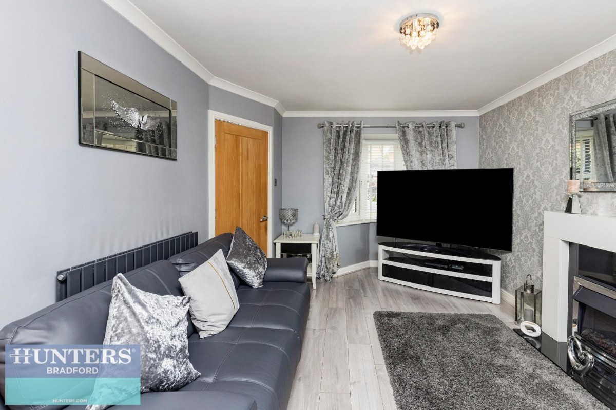 Parkmere Close Bradford, West Yorkshire, BD4 6EU