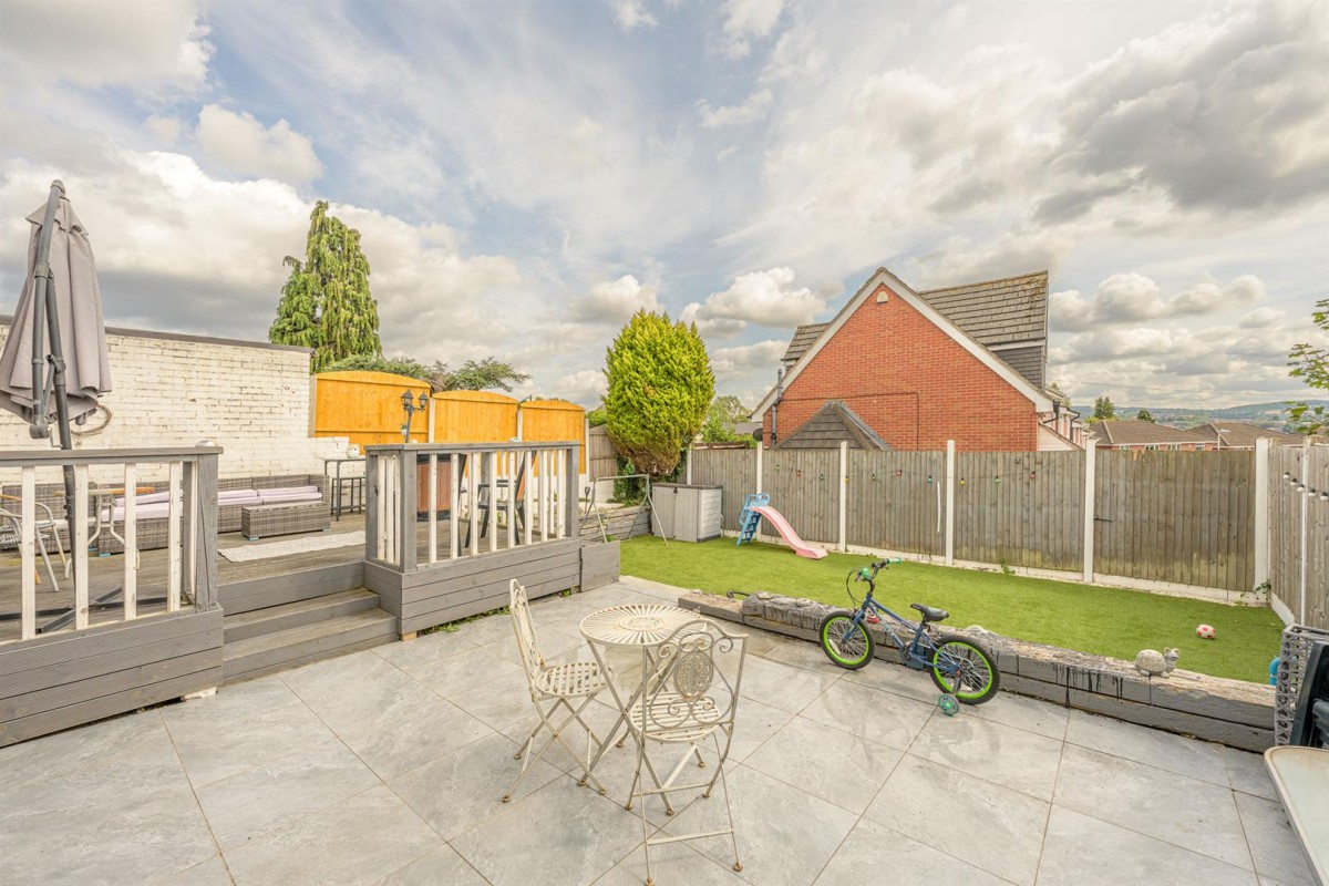 Acres Road, Brierley Hill