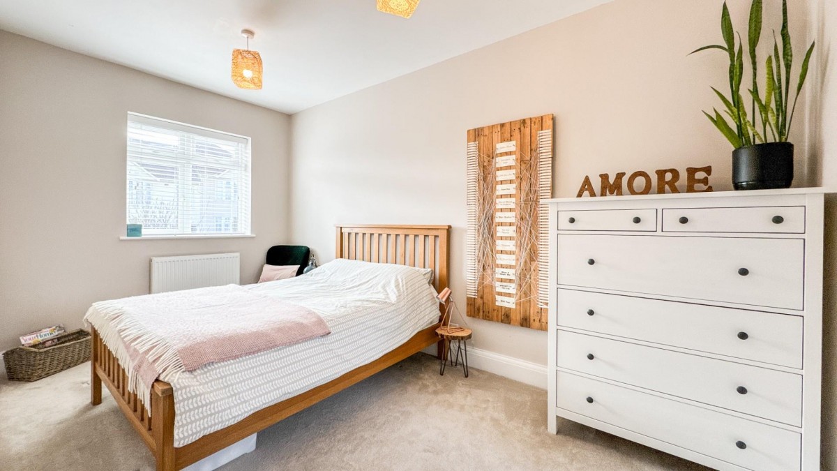 Aylesbury Crescent, Bedminster, Bristol, BS3