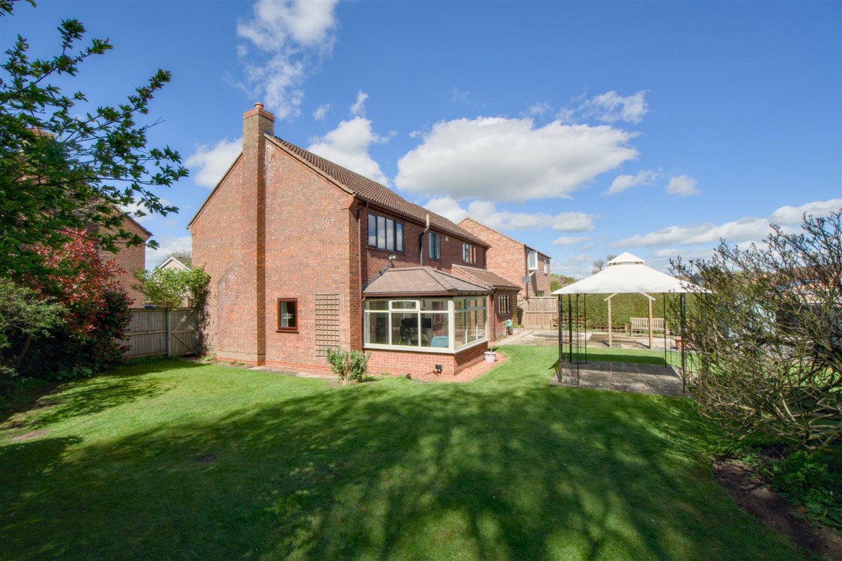 Redwood Drive, Haxby