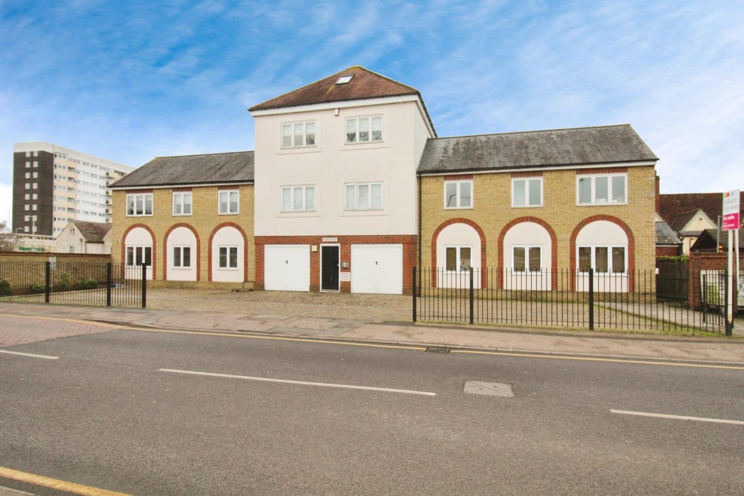 Taverners Way, Hoddesdon