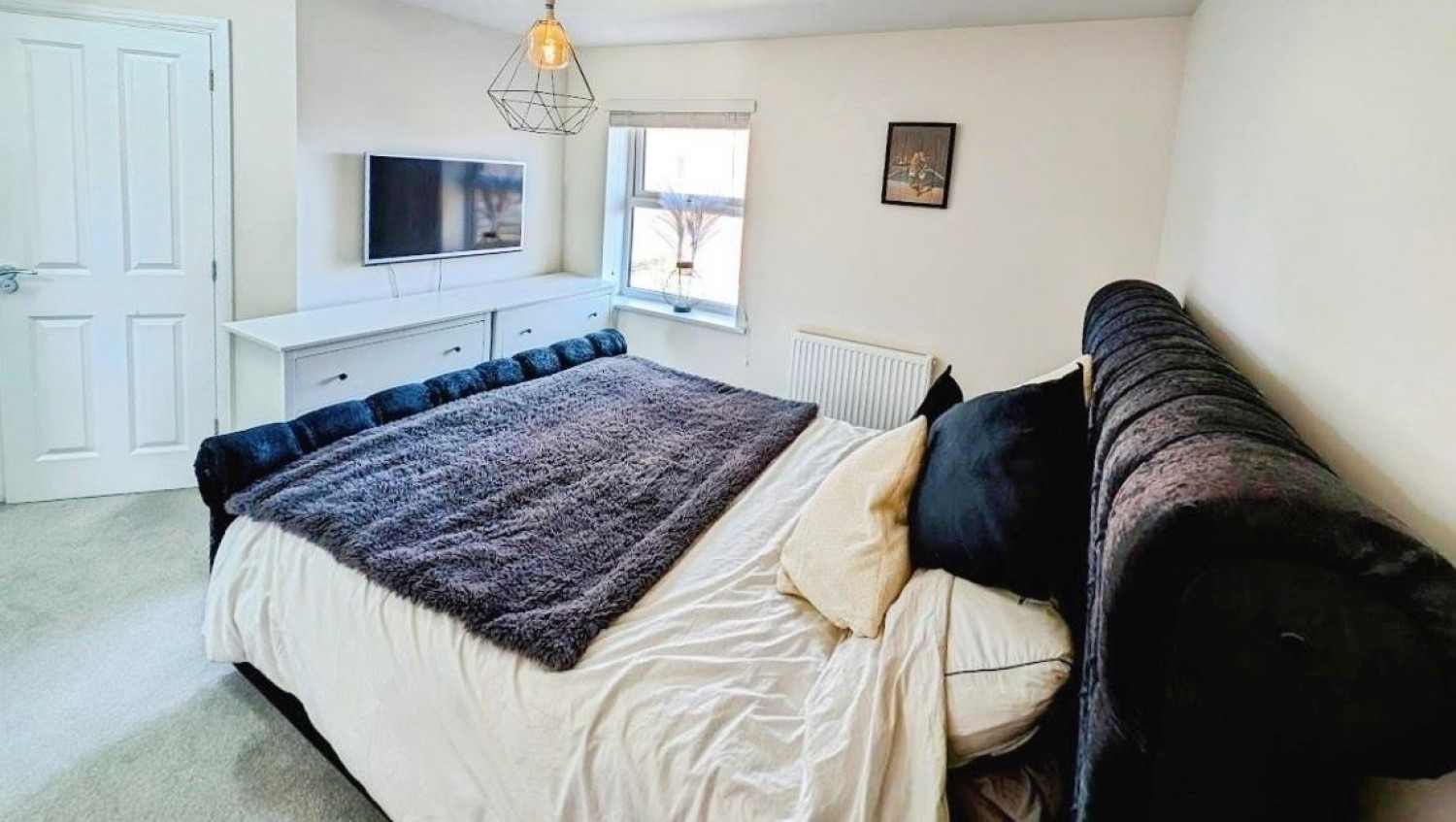 Dyrham Crescent, Yate, Bristol