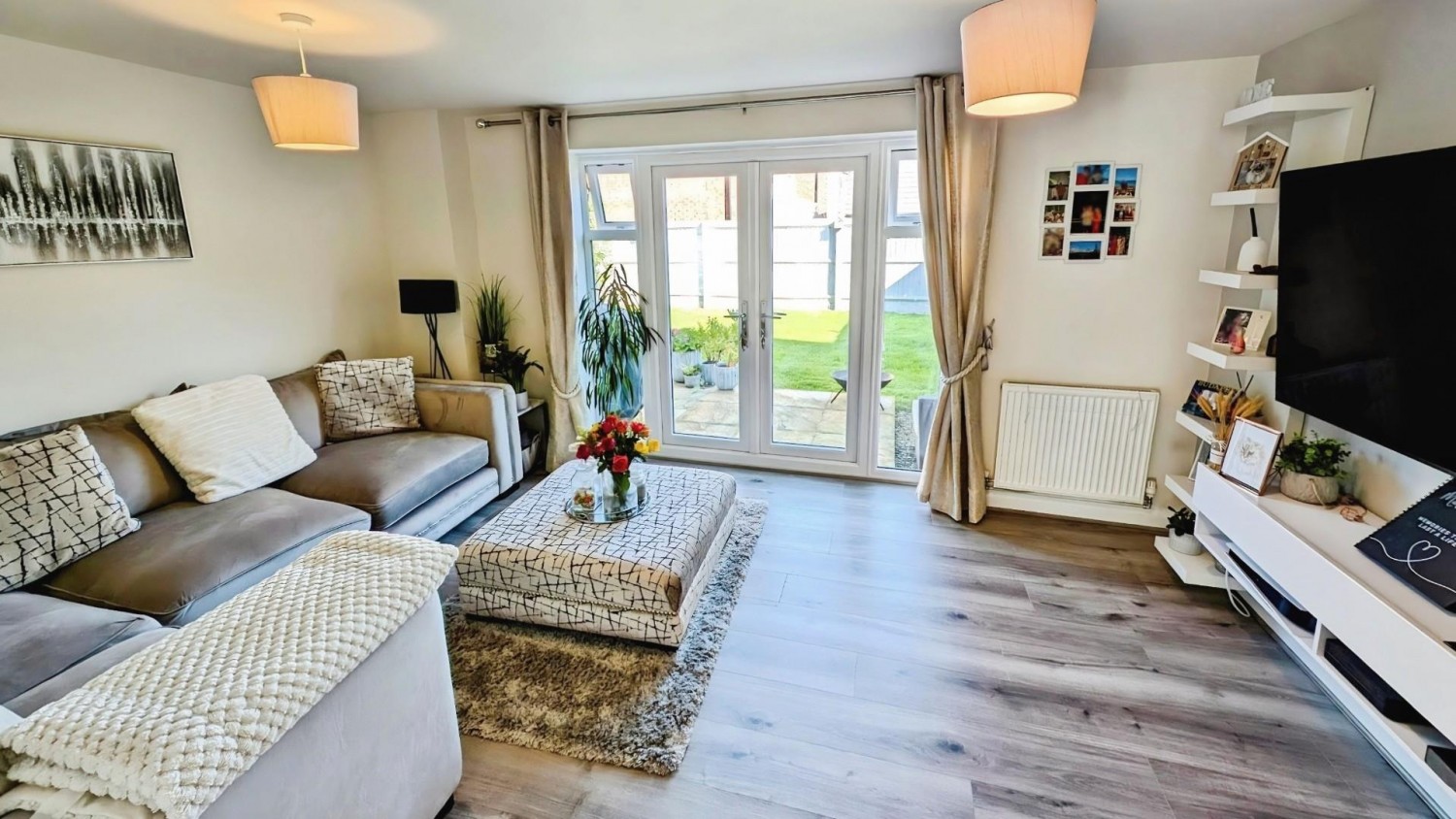 Dyrham Crescent, Yate, Bristol