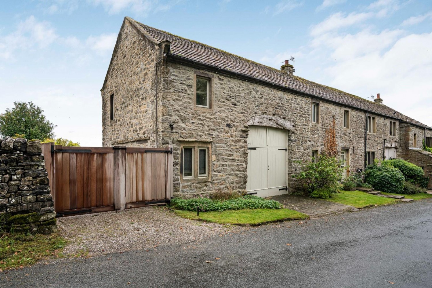 Horseshoe Barn, Calton, Skipton. Yorkshire Dales