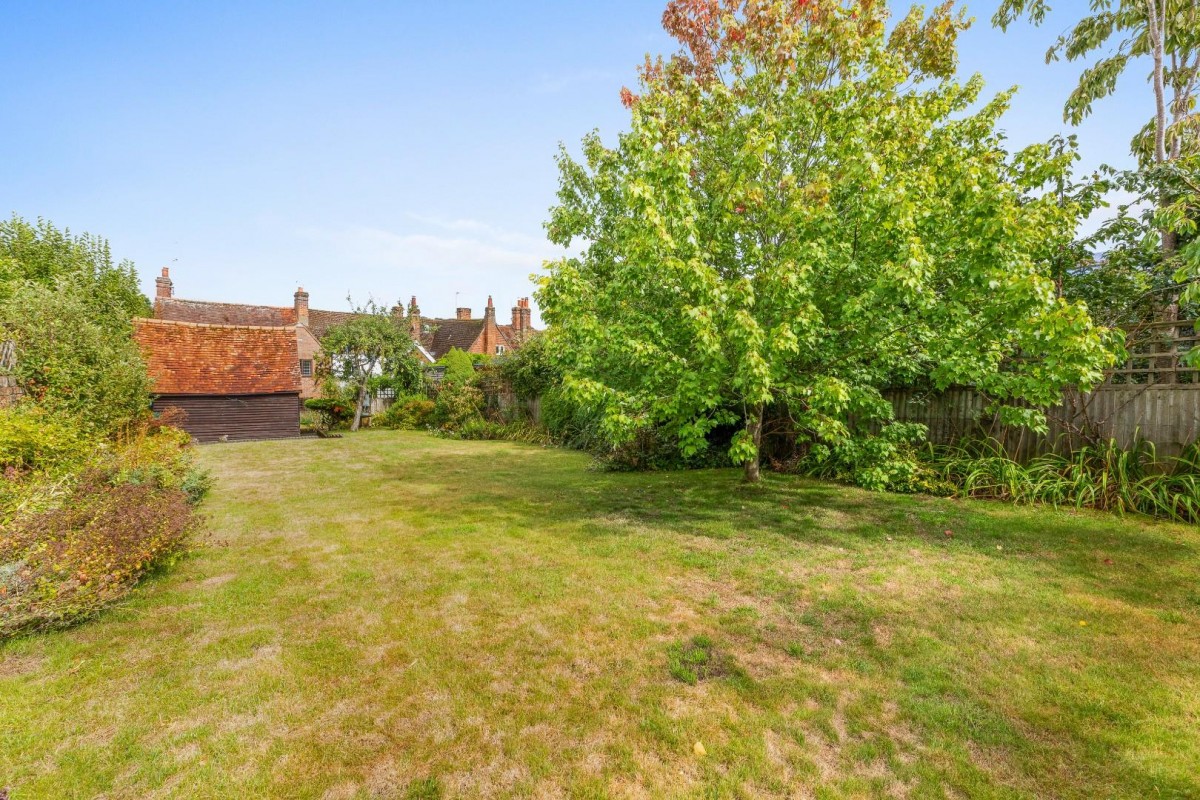 High Street, Amersham, Buckinghamshire, HP7 0DS