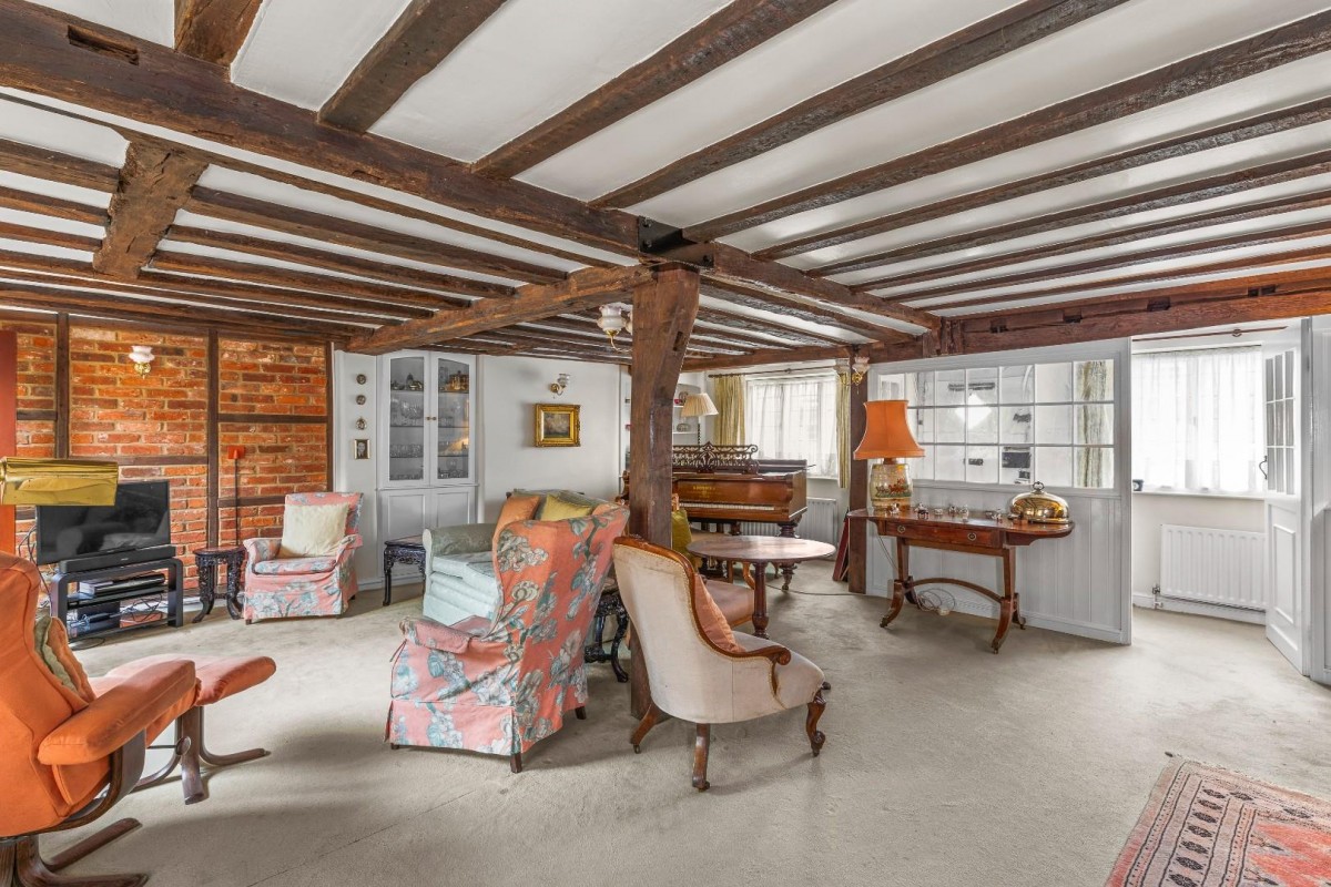 High Street, Amersham, Buckinghamshire, HP7 0DS