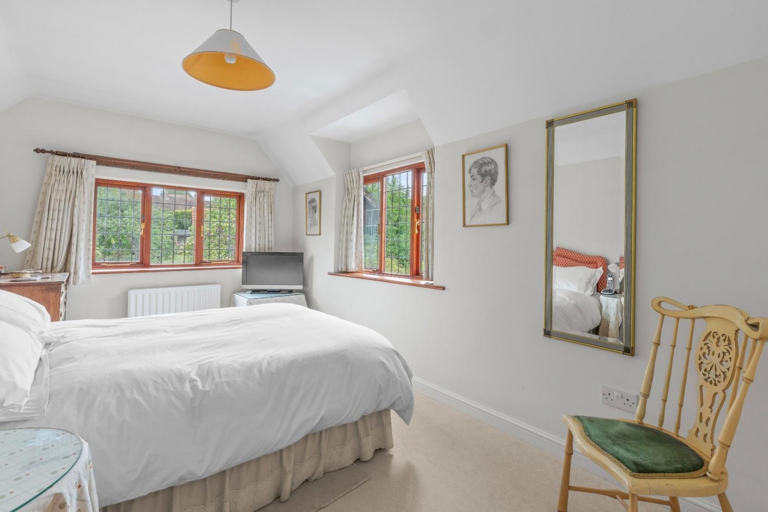 High Street, Amersham, Buckinghamshire, HP7 0DS