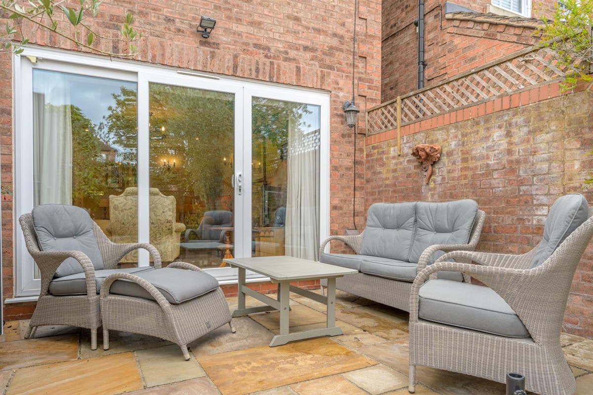 Rectory Road, Stourbridge, DY8 2HA