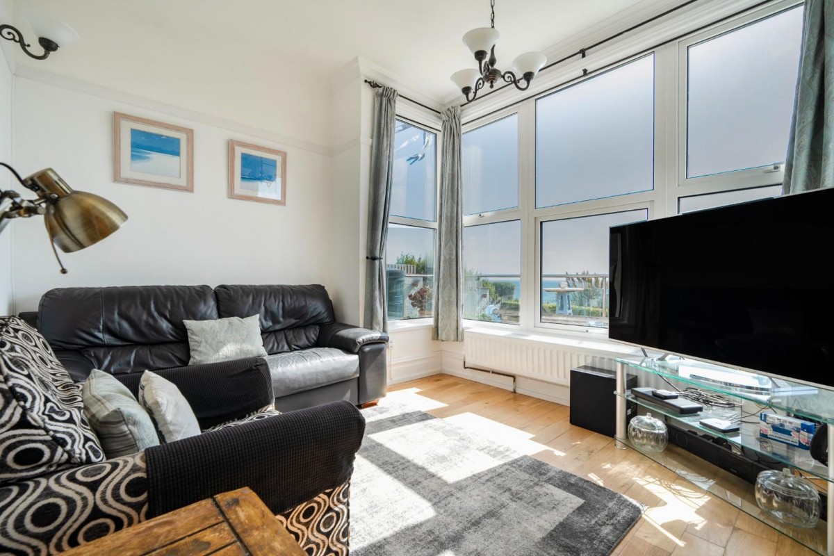 Chy An Dour Road, Praa Sands