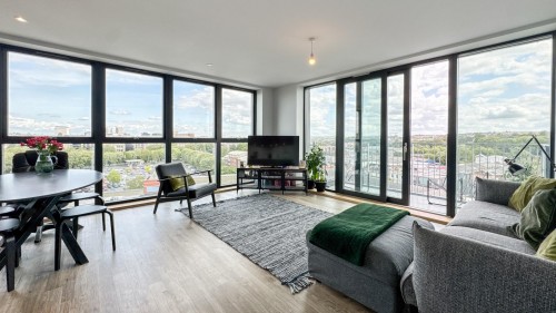 Cutting Room, St. Johns Road, BS3