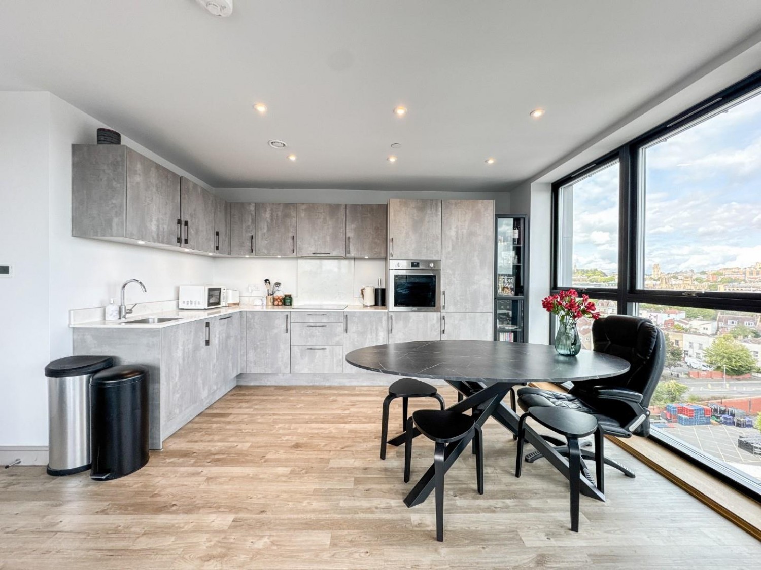 Cutting Room, St. Johns Road, BS3