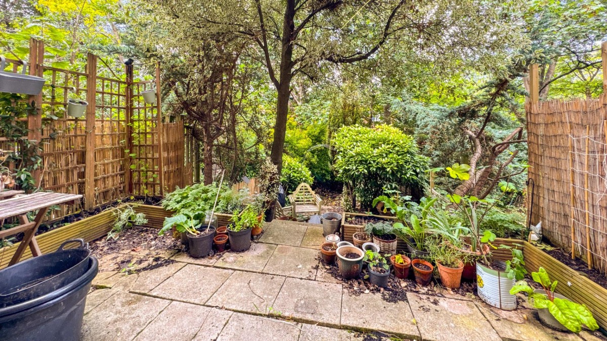 Cotswold Road, Windmill Hill, BS3 4NT