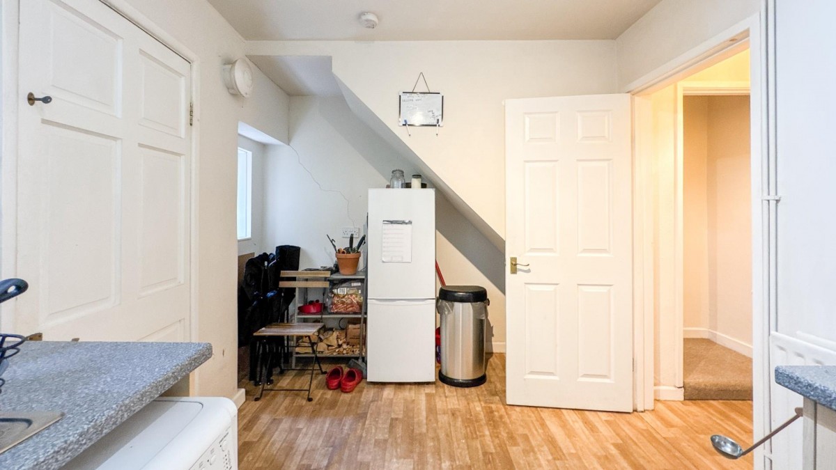 Cotswold Road, Windmill Hill, BS3 4NT