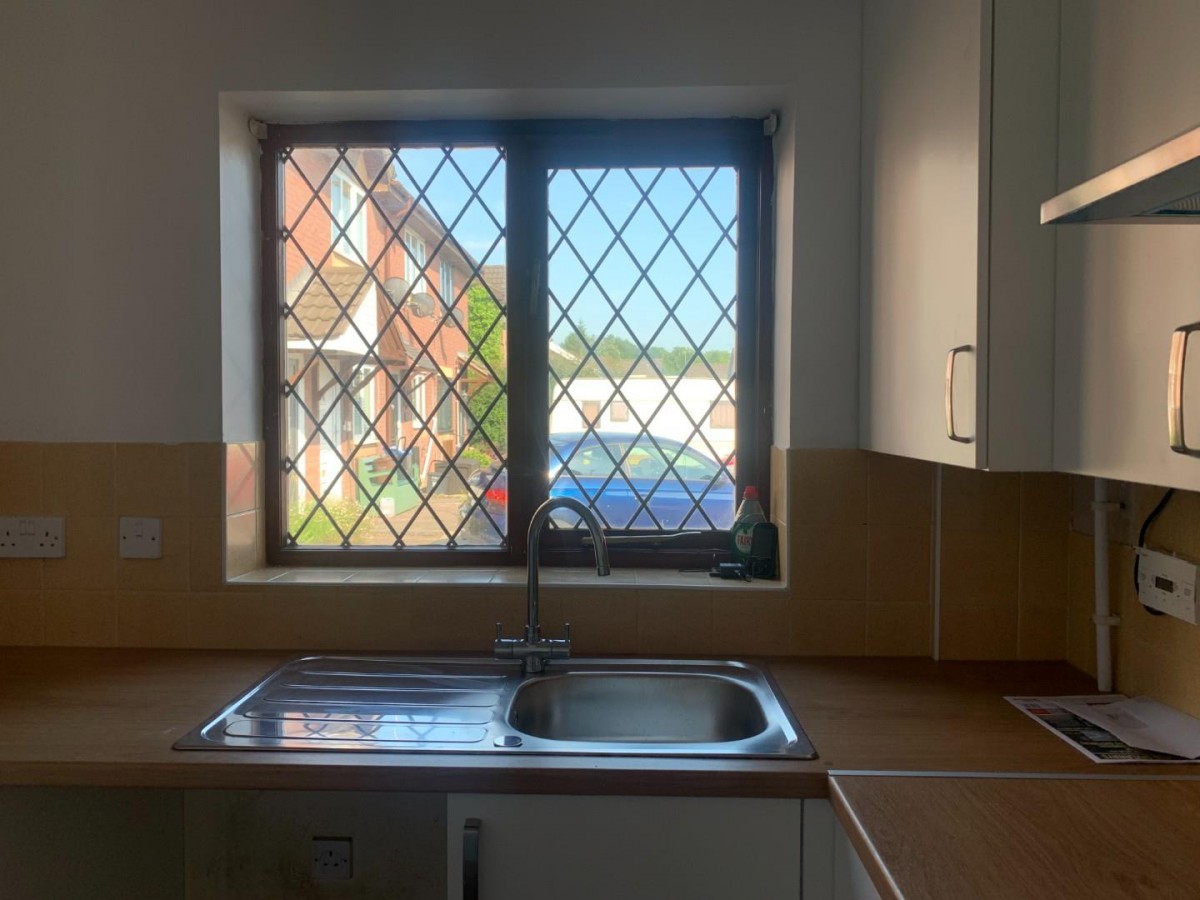 Heol Bryncwtyn, Pencoed, Bridgend