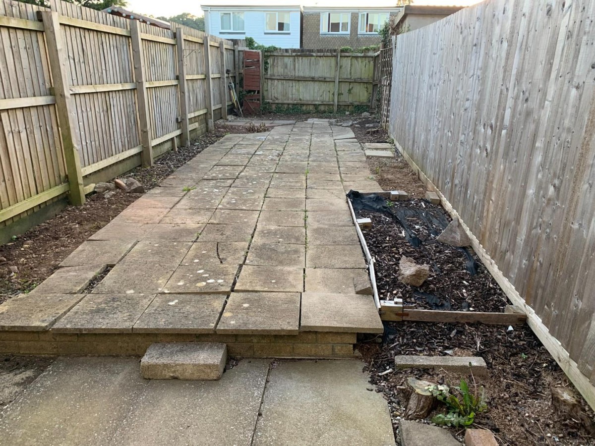 Heol Bryncwtyn, Pencoed, Bridgend