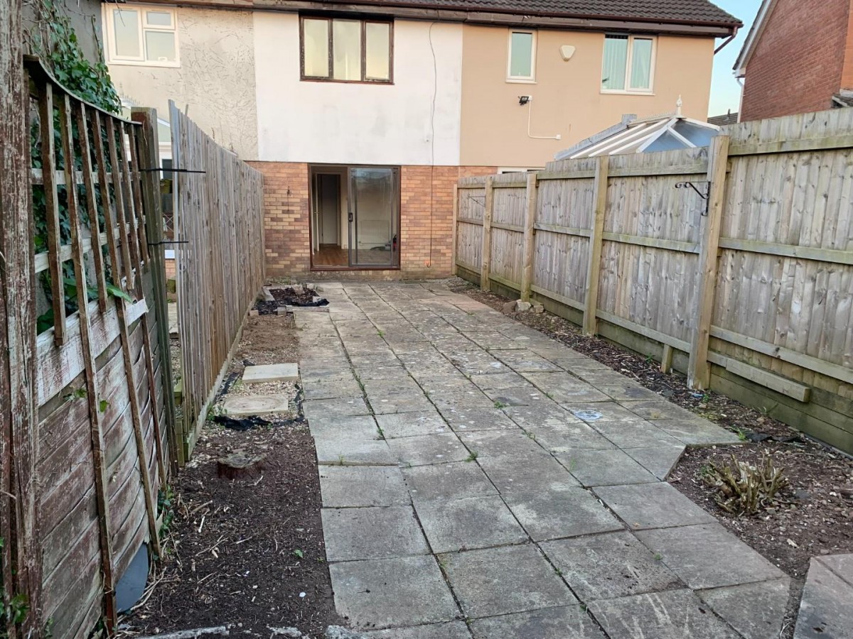 Heol Bryncwtyn, Pencoed, Bridgend