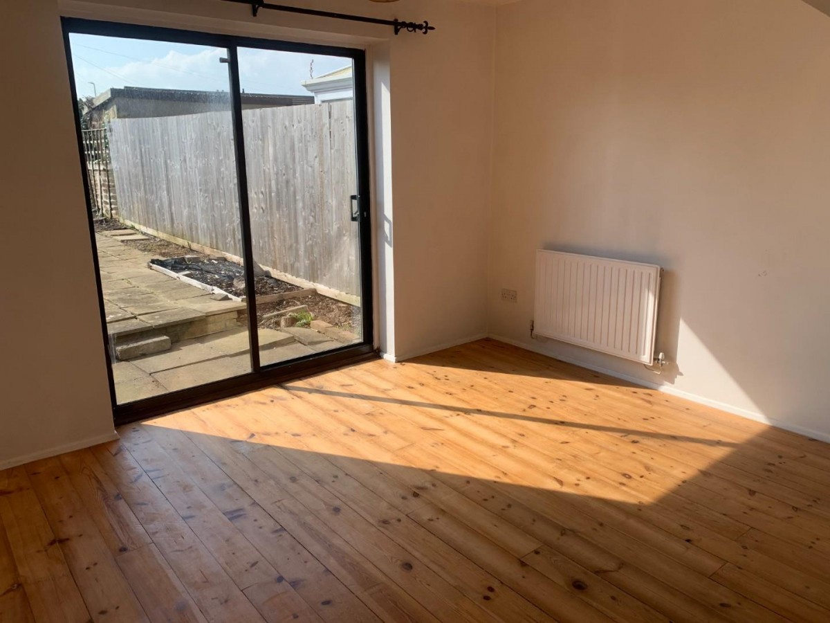 Heol Bryncwtyn, Pencoed, Bridgend