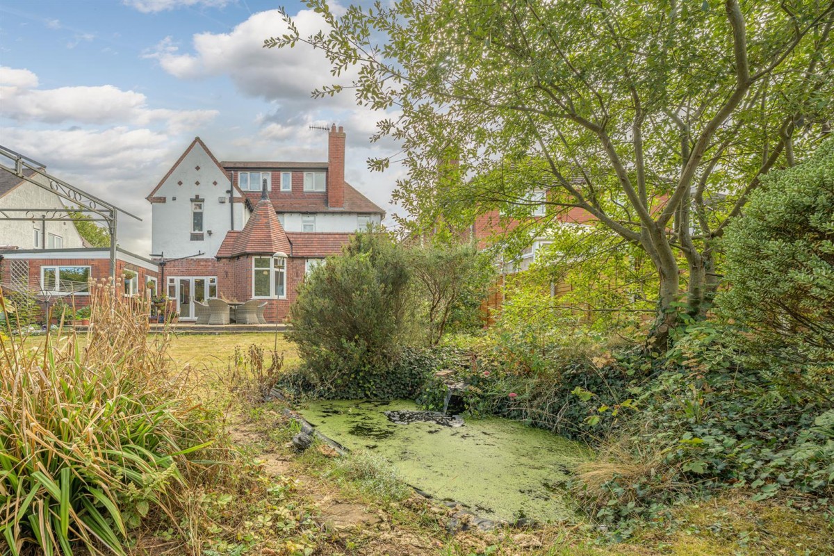 Ranworth, Ham Lane, Pedmore, Stourbridge, DY9 0UD