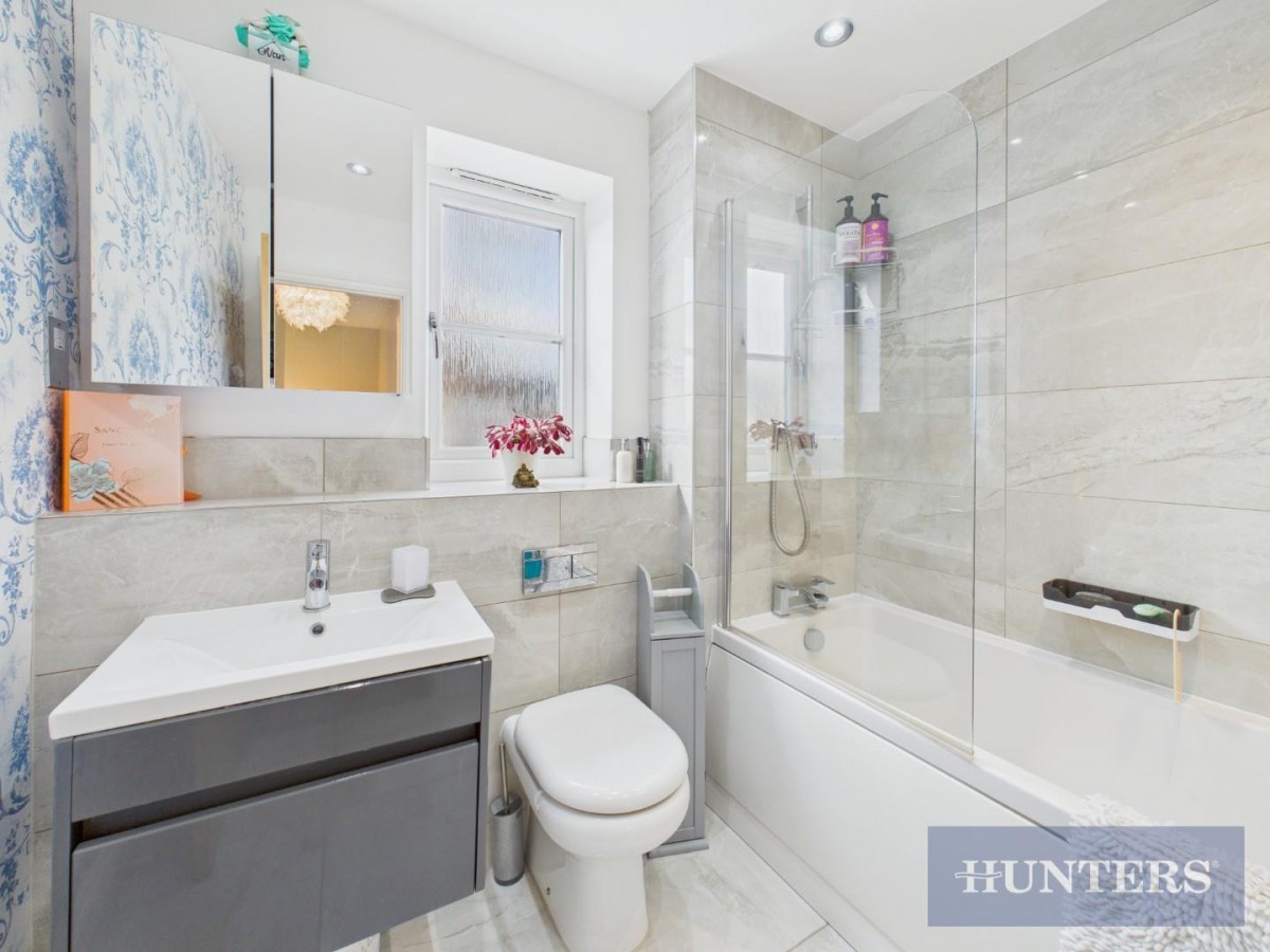 Ouzel Grove, Eastfield, Scarborough