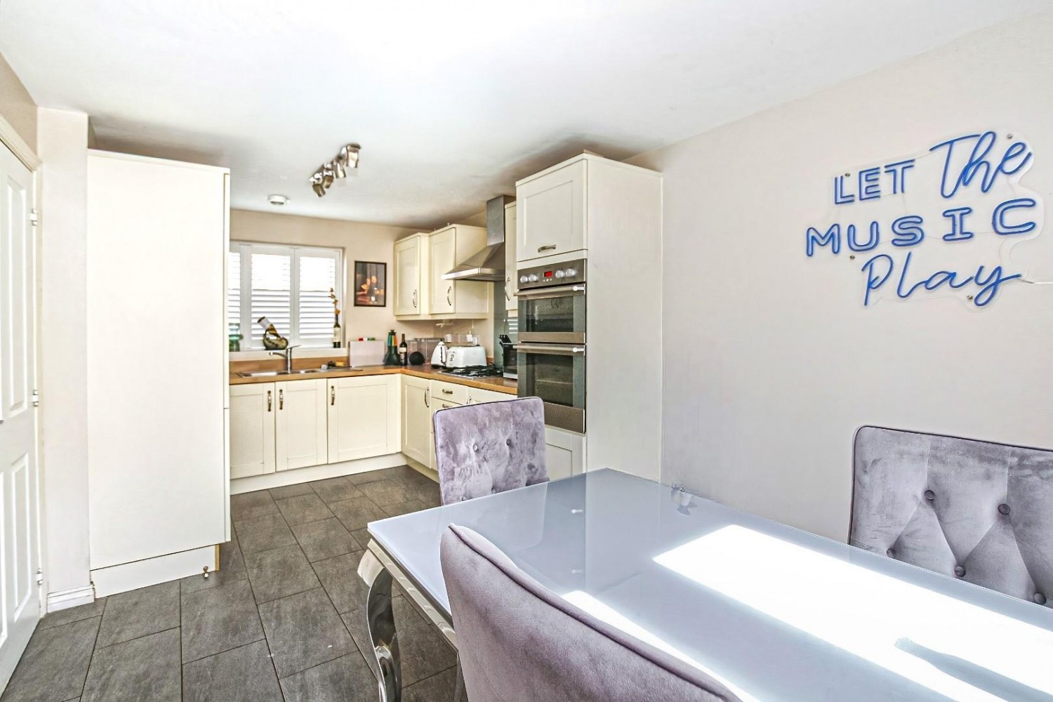 Durham Road, Pitstone