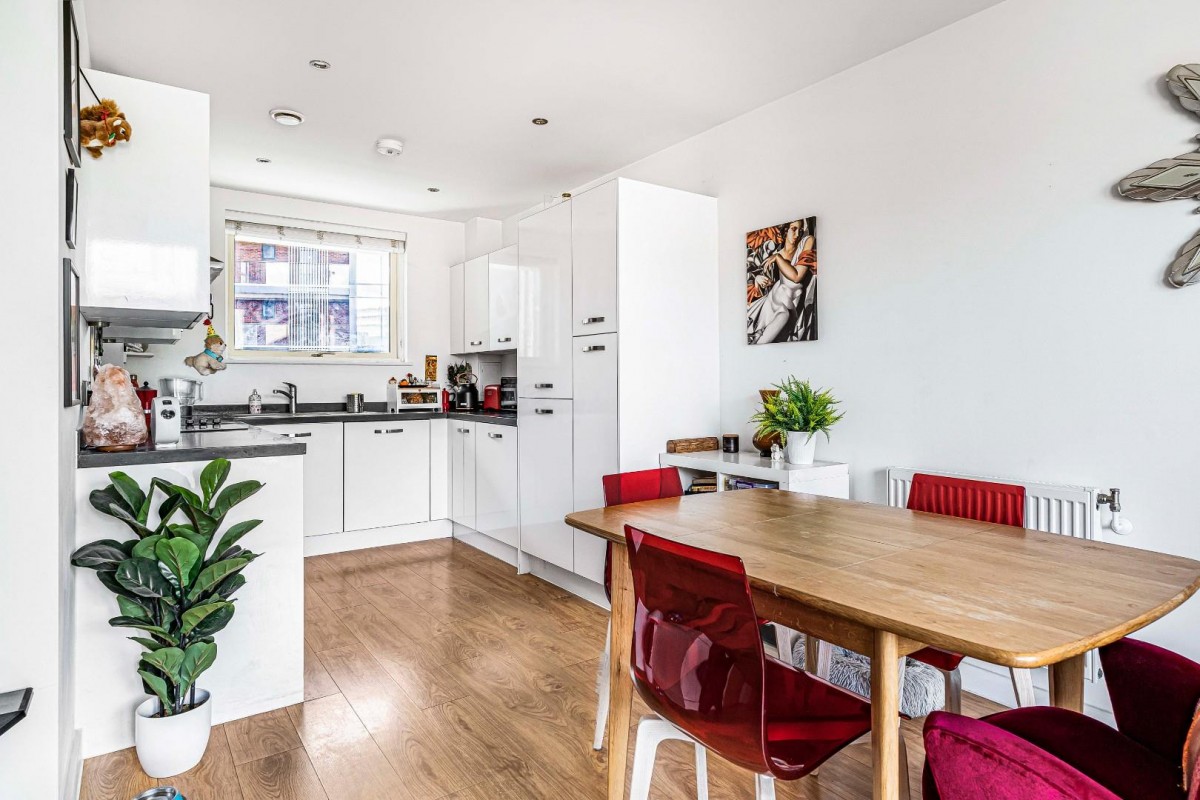 Southampton Way, London, SE5