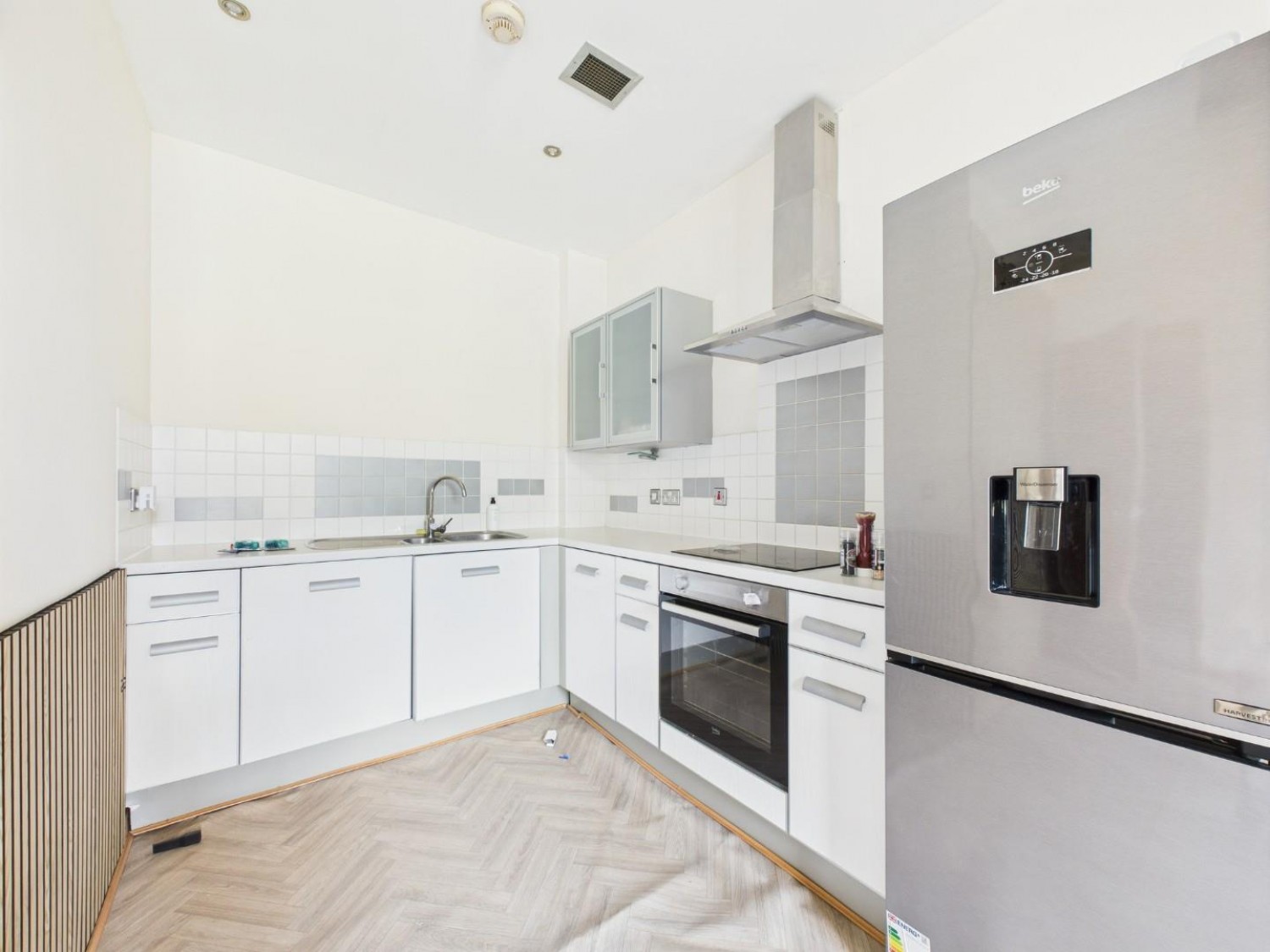 Salts Mill Road, Shipley