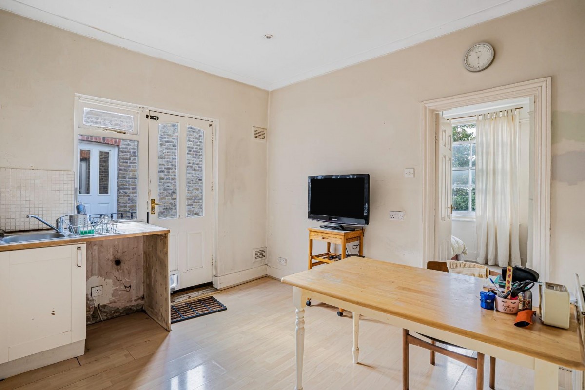 Bavent Road, London, SE5