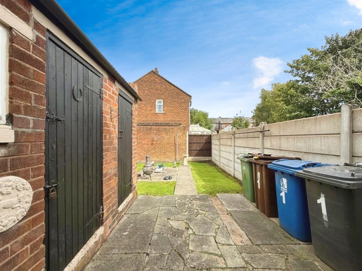 Westwell Grove, Leigh