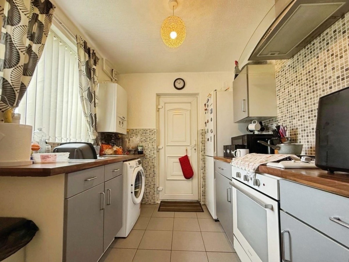 Westwell Grove, Leigh