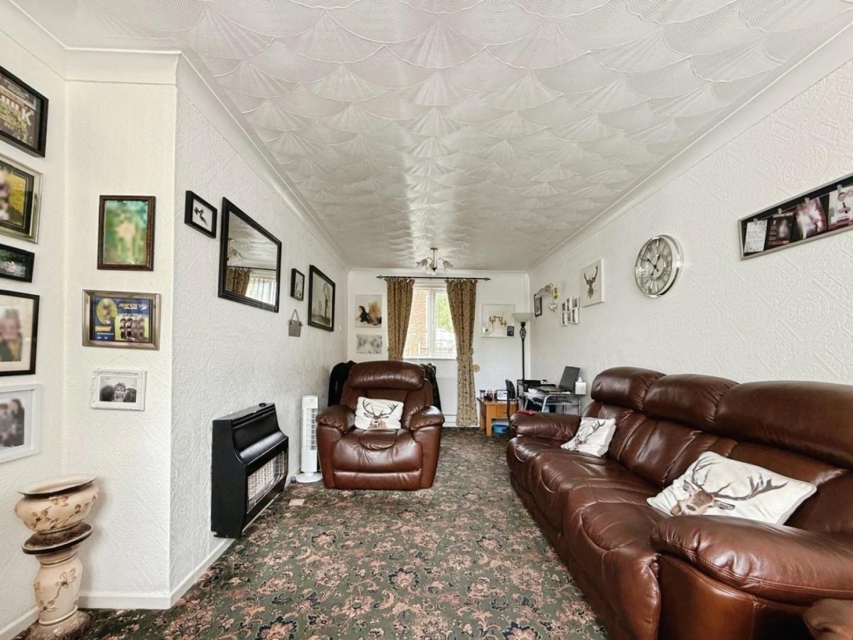 Westwell Grove, Leigh