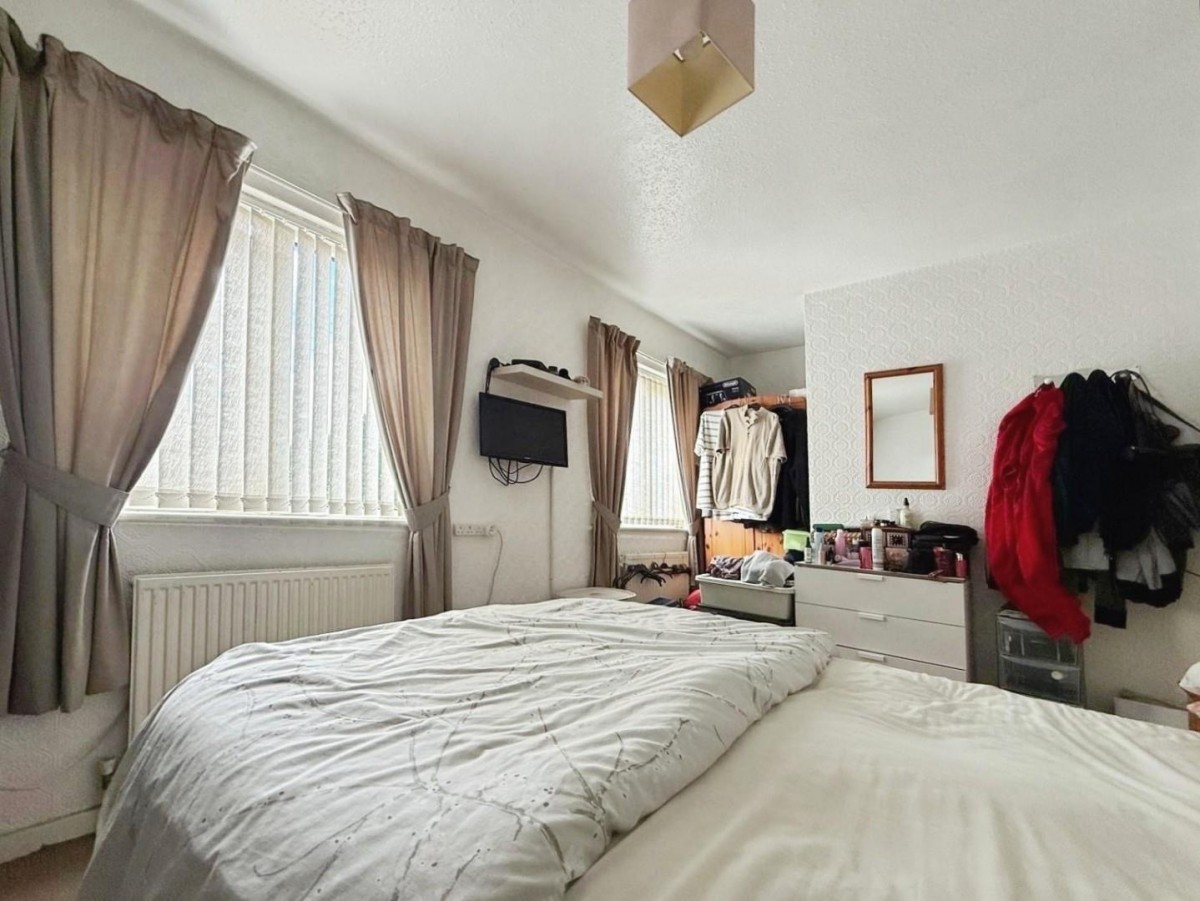 Westwell Grove, Leigh