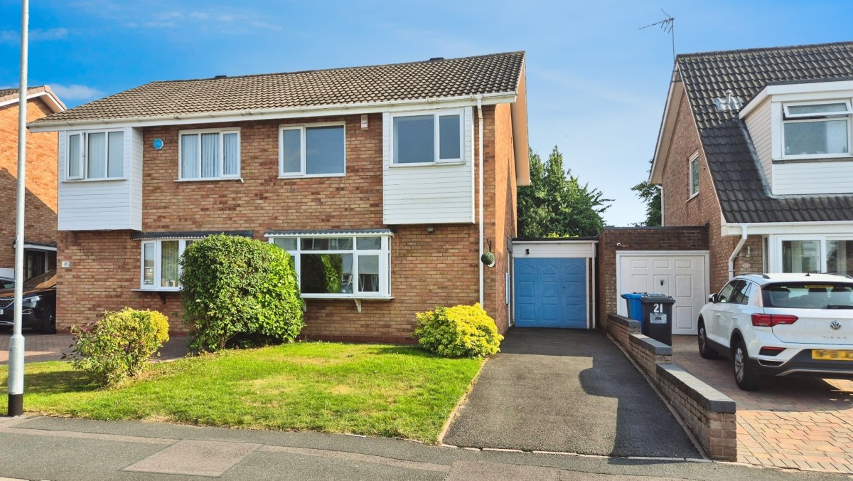 Lingfield Drive, Burntwood