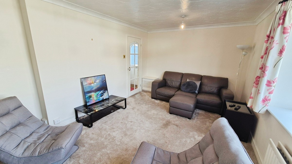 Lingfield Drive, Burntwood