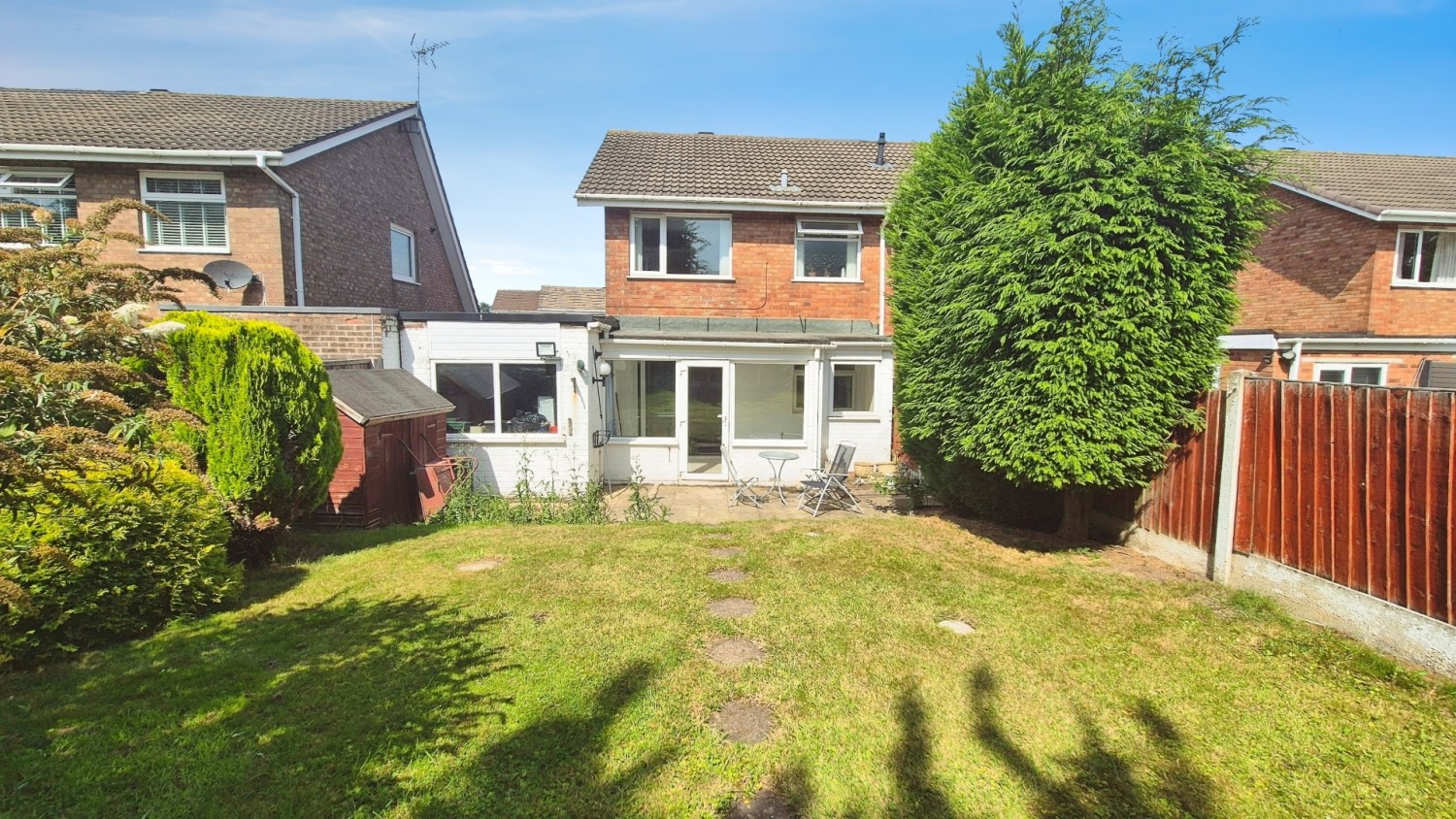 Lingfield Drive, Burntwood