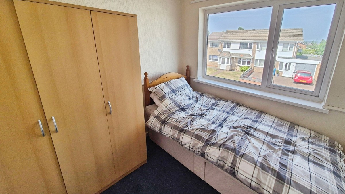 Lingfield Drive, Burntwood