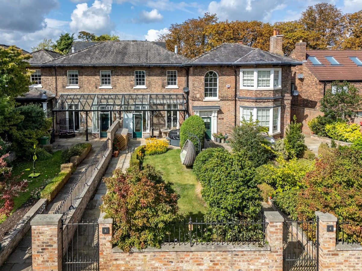 College Court, Dringhouses, York